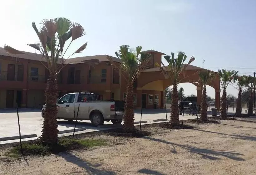 Hotelli Texan Inn And Suites Tilden