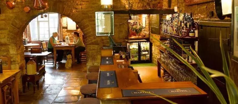 Hotelli The Inn At Fossebridge