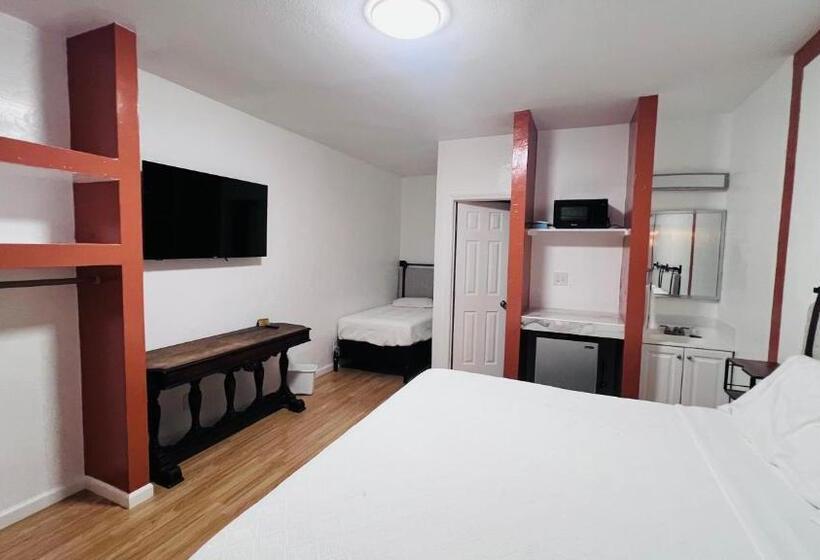 فندق على الطريق Cattlemen S Inn