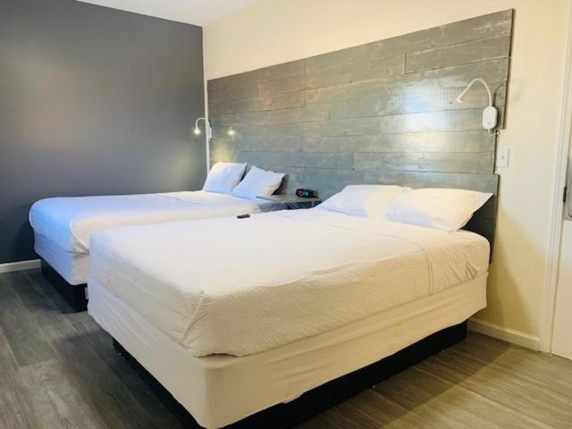 فندق على الطريق Cattlemen S Inn