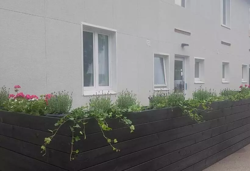 ペンション Alkoven Logi