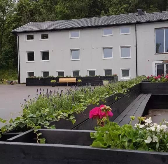 ペンション Alkoven Logi