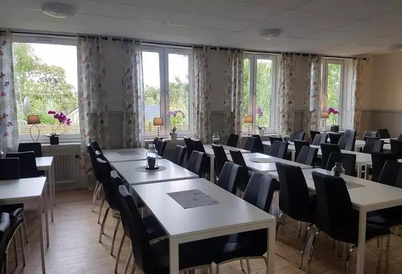 ペンション Alkoven Logi