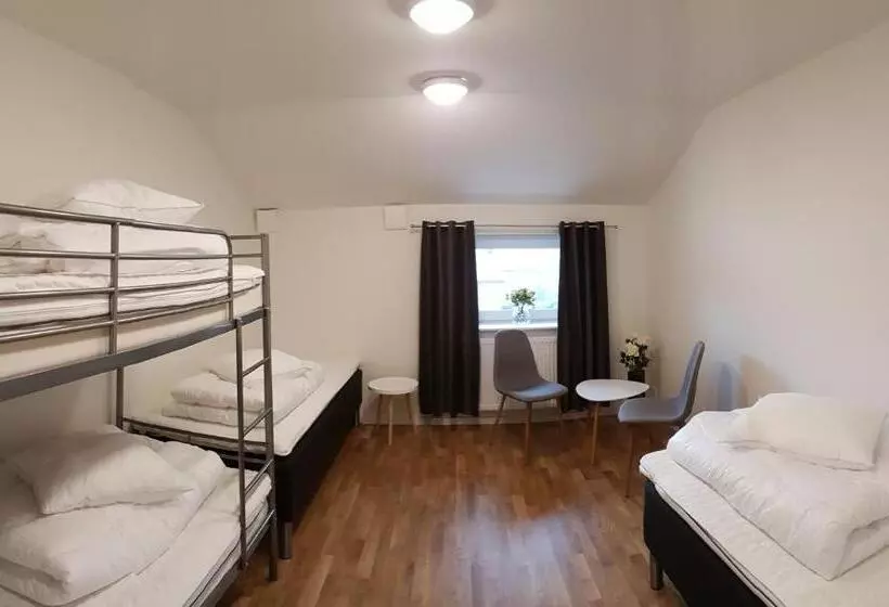 ペンション Alkoven Logi