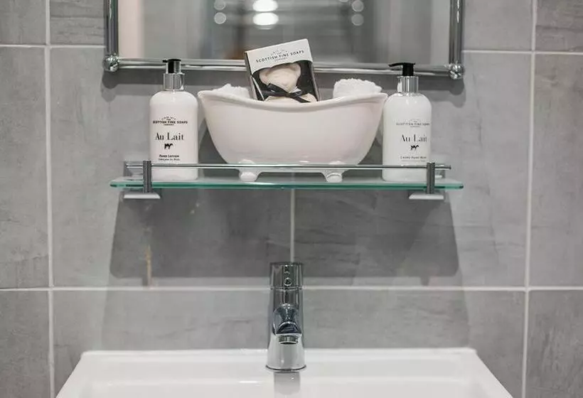 Majatalo The Red Lion Stevington