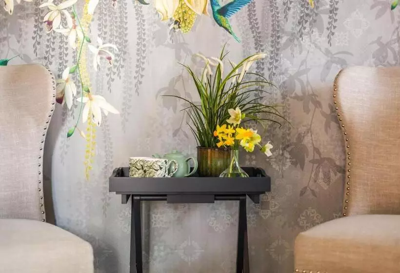 Majatalo The Red Lion Stevington