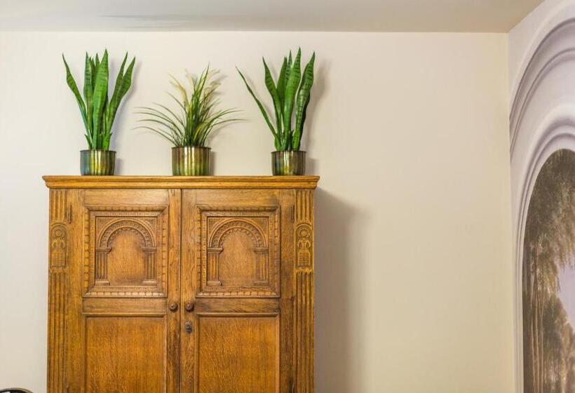 פנסיון The Red Lion Stevington