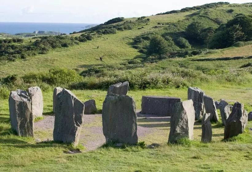 Fernhill House Hotel & Gardens