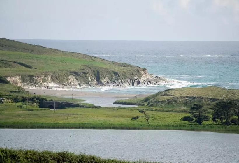 Fernhill House Hotel & Gardens