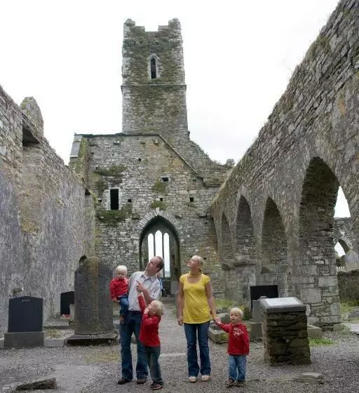 Fernhill House Hotel & Gardens