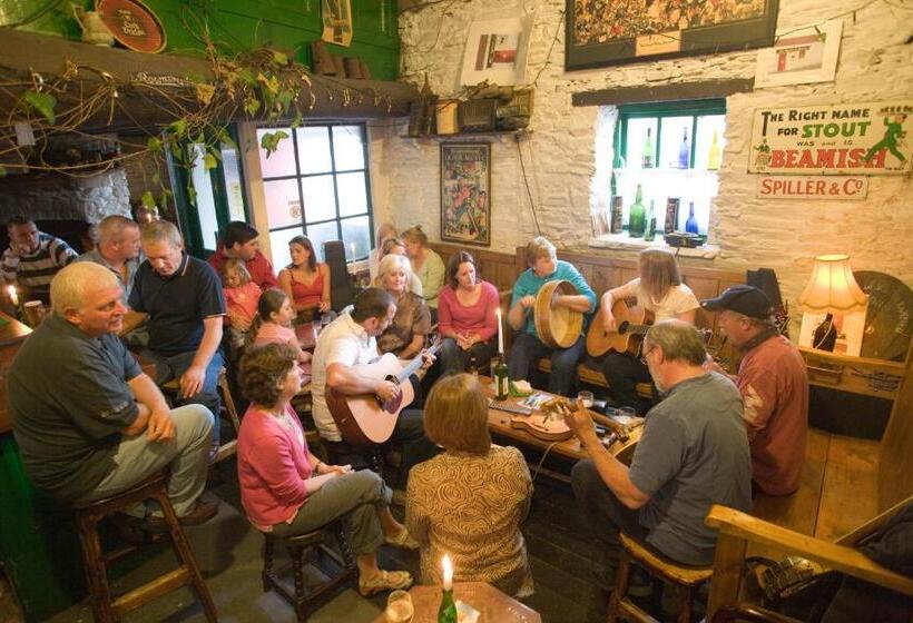 Fernhill House Hotel & Gardens