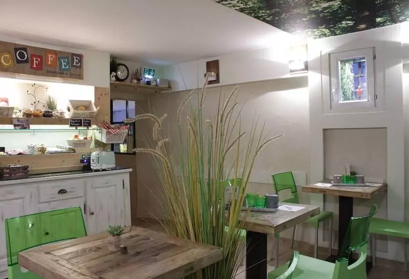 Отель Atipik Hôtel