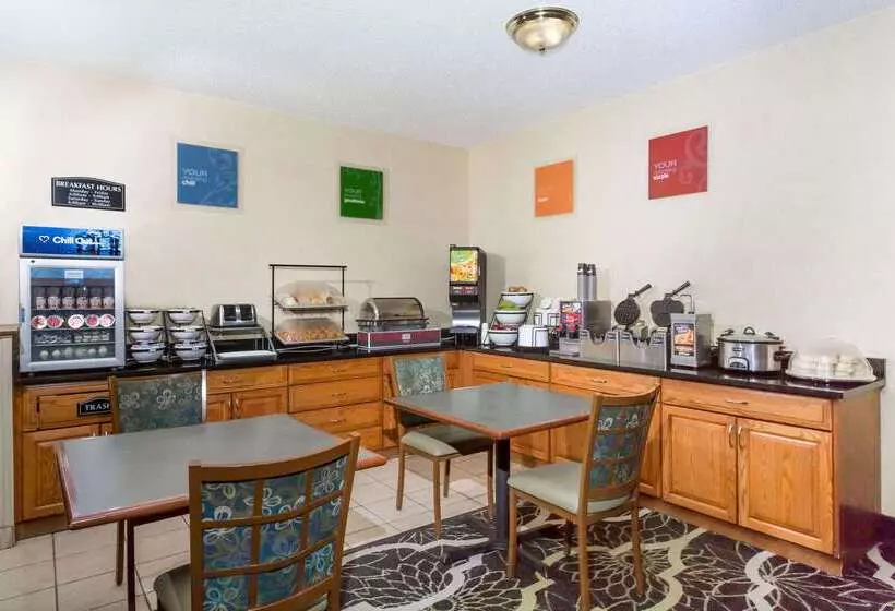 هتل Baymont By Wyndham Billings