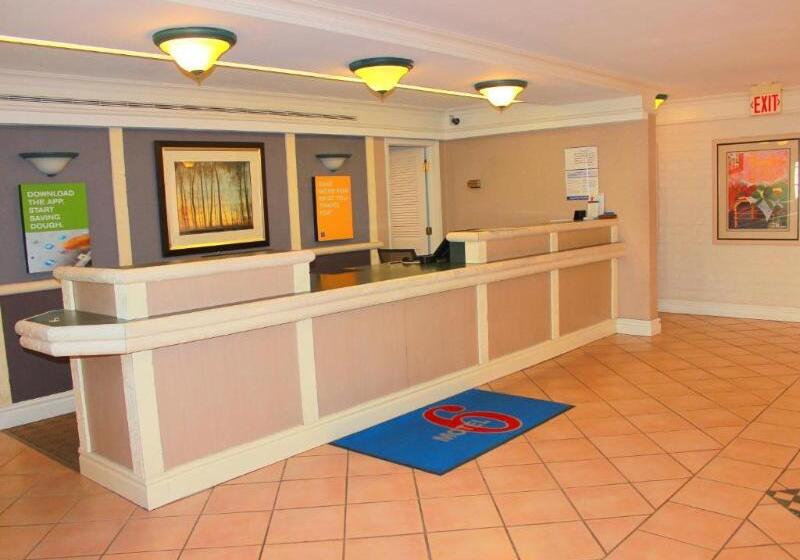 Szálloda Baymont By Wyndham Tulsa Broken Arrow