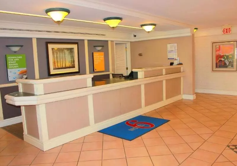 酒店 Baymont By Wyndham Tulsa Broken Arrow