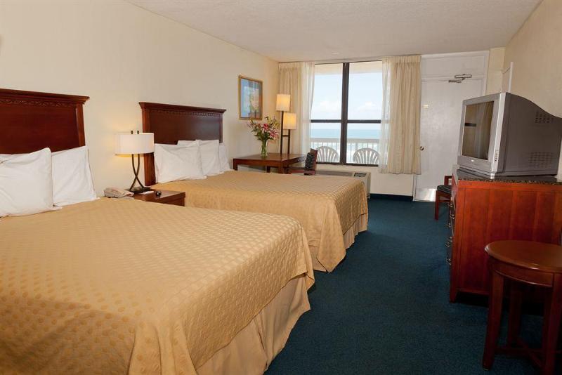 בית מלון כפרי Comfort Inn & Suites Daytona Beach Oceanfront