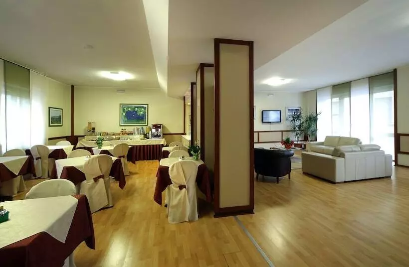 هتل Cristallo Brescia