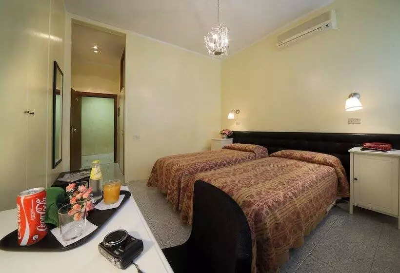 هتل Cristallo Brescia