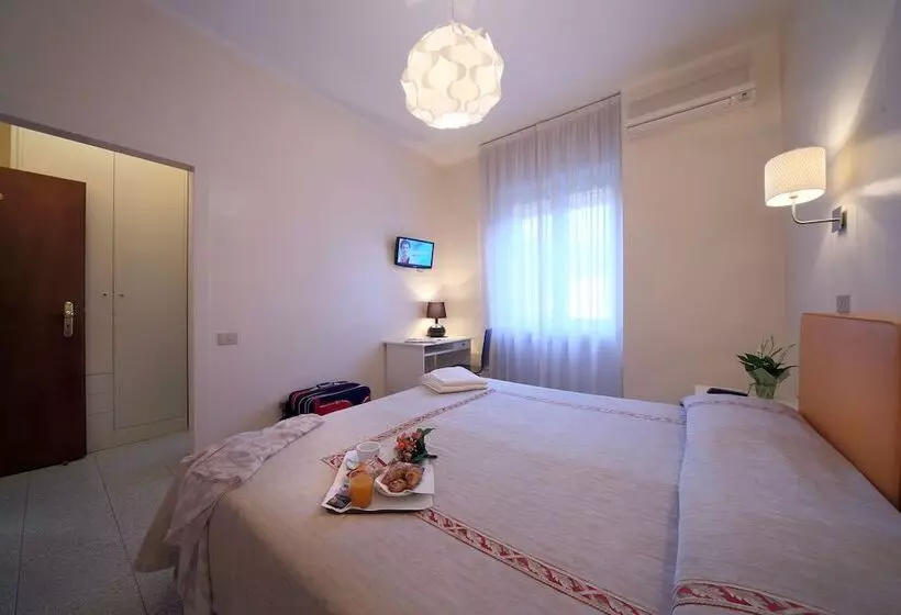 هتل Cristallo Brescia