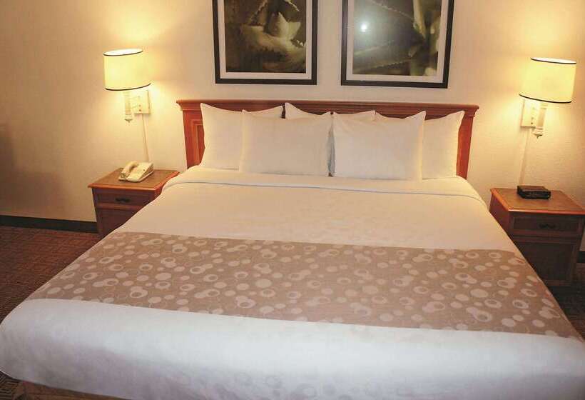 هتل Econo Lodge Augusta North Washington Road