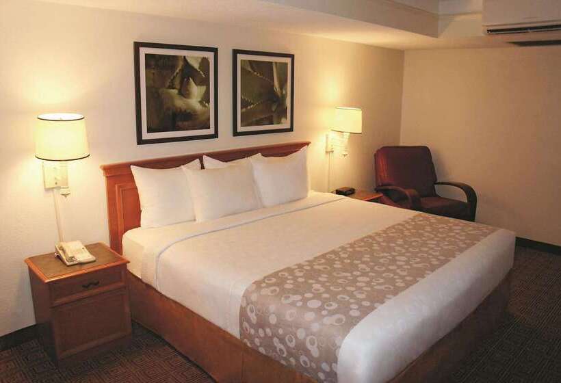 هتل Econo Lodge Augusta North Washington Road