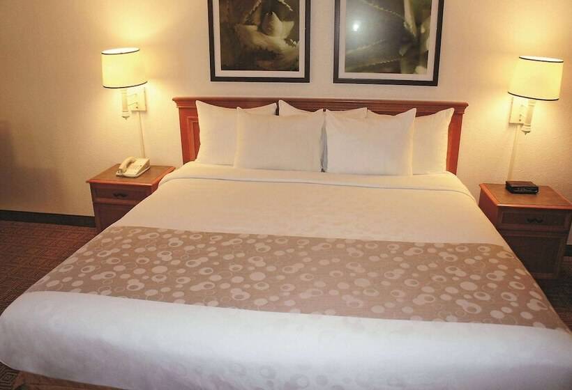 هتل Econo Lodge Augusta North Washington Road