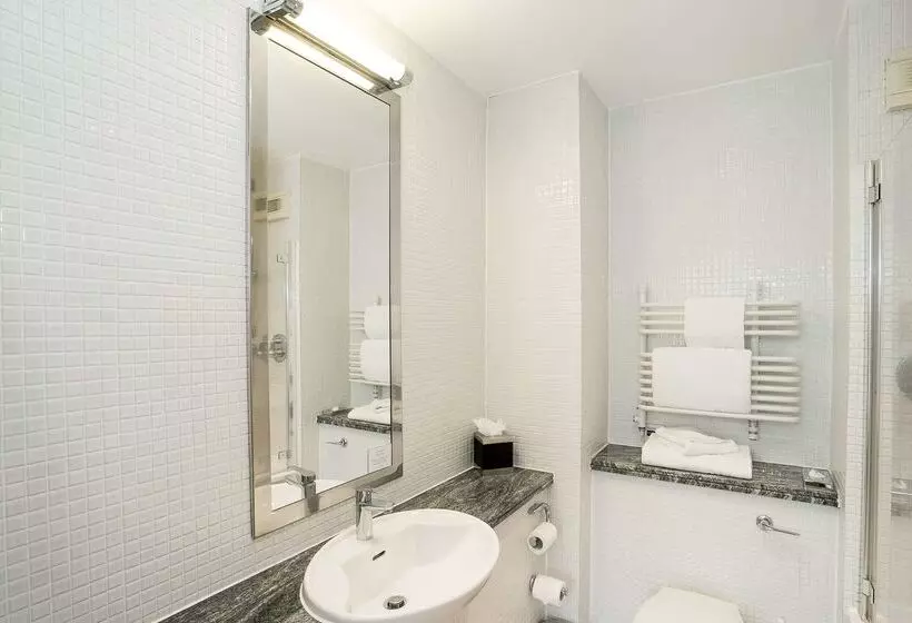 호텔 De Vere Devonport House