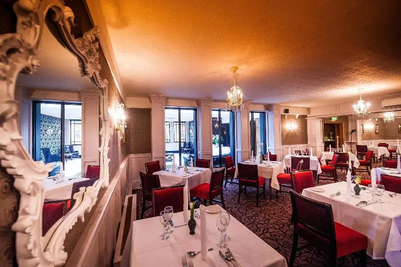 ホテル Devon Inn