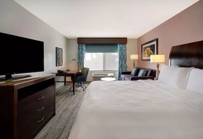 هتل Hilton Garden Inn Ft Myers