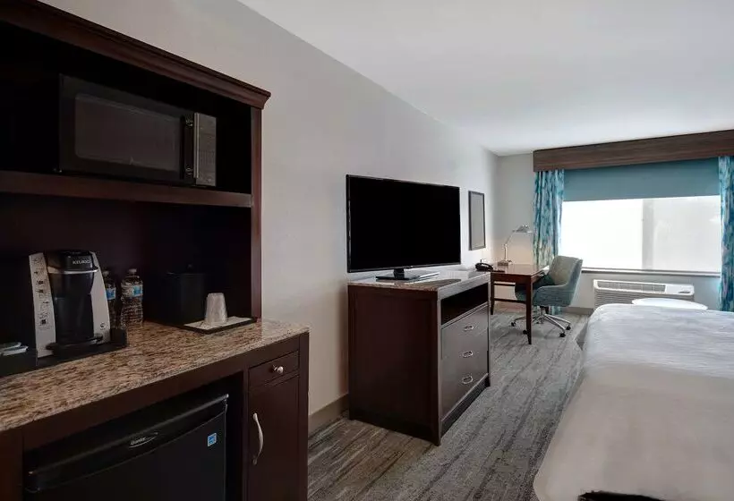 هتل Hilton Garden Inn Ft Myers