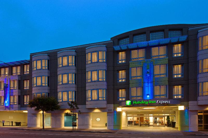 Holiday Inn Express Hotel & Suites Fisherman S Wharf, An Ihg