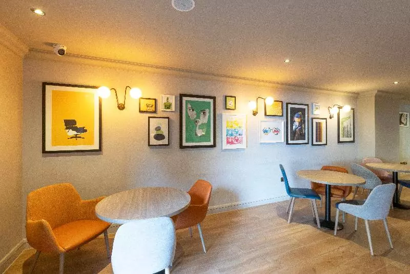 فندق Holiday Inn Express   Glasgow Airport, An Ihg