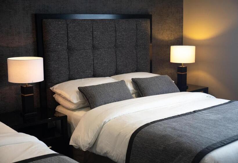 Hotel Killarney Oaks