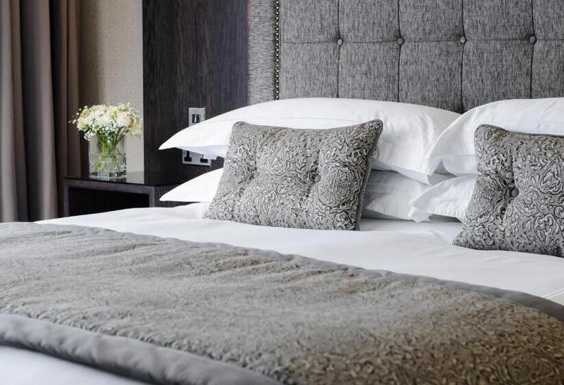 Hotel Killarney Oaks