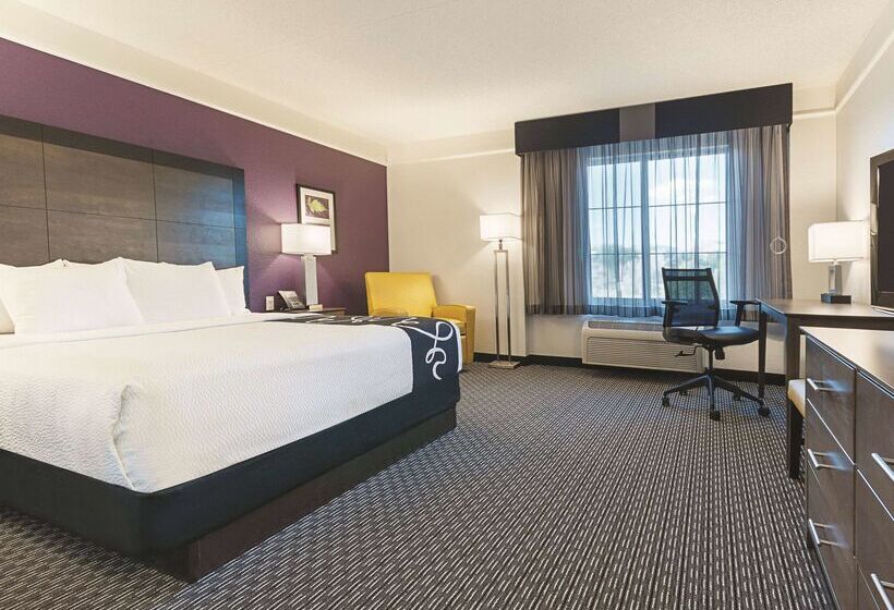 هتل La Quinta By Wyndham Grand Junction Airport