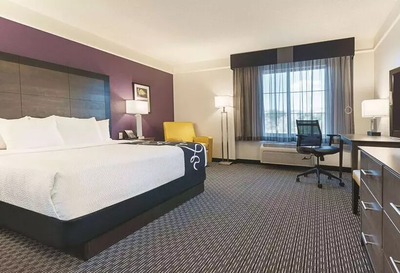 בית מלון כפרי La Quinta By Wyndham Grand Junction Airport