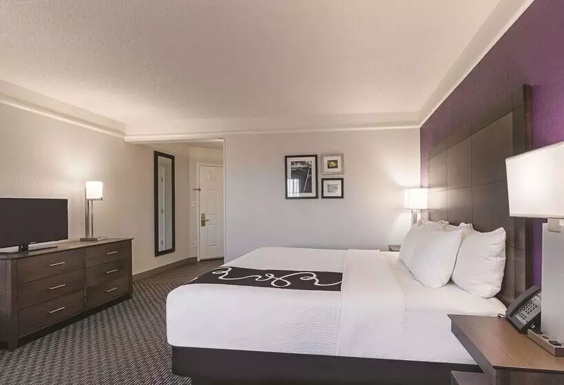 בית מלון כפרי La Quinta By Wyndham Grand Junction Airport