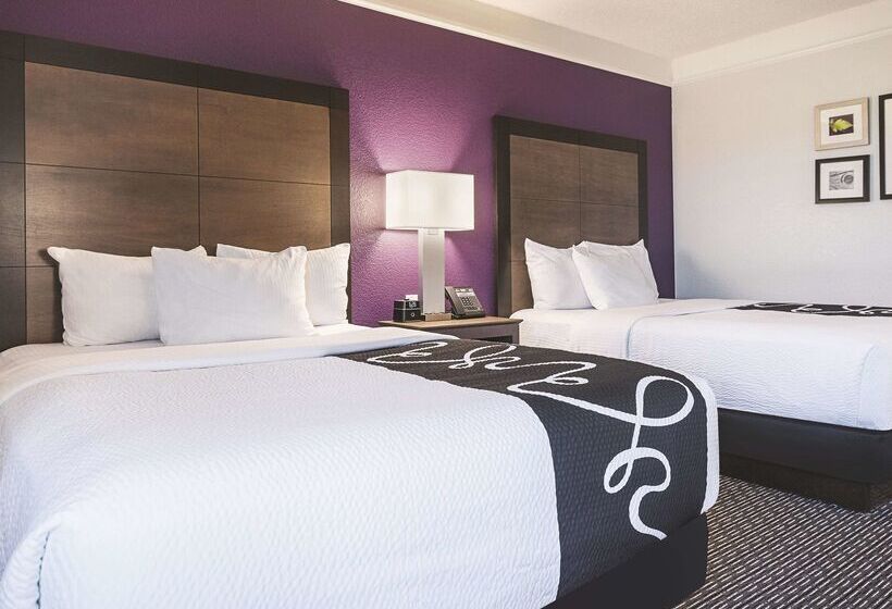 هتل La Quinta By Wyndham Grand Junction Airport