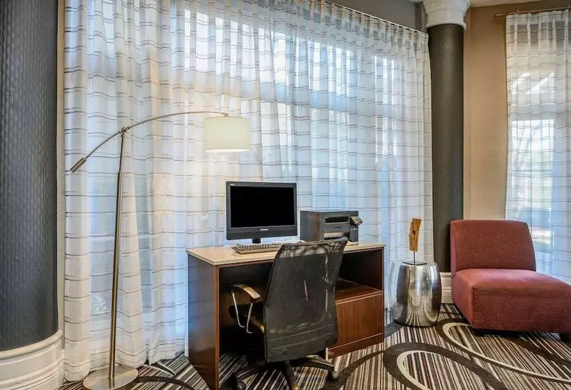 ホテル La Quinta Inn & Suites By Wyndham Myrtle Beach Broadway Area