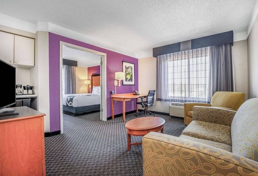 فندق La Quinta Inn & Suites By Wyndham Myrtle Beach Broadway Area