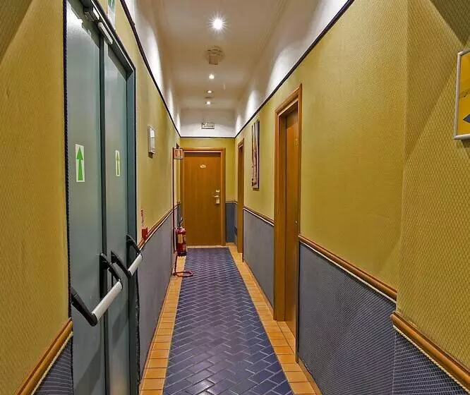Hotel Lirico