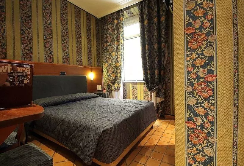 Hotel Lirico