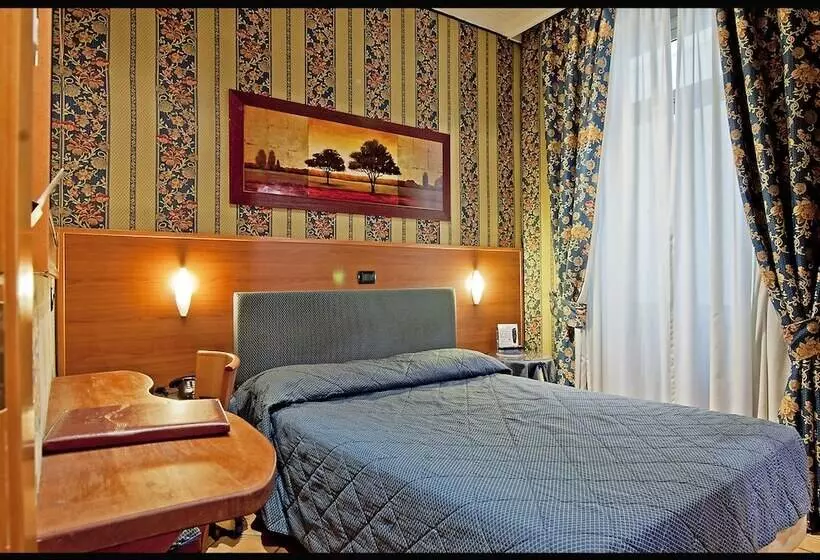 Hotel Lirico