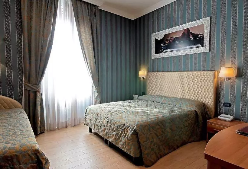 Hotel Lirico