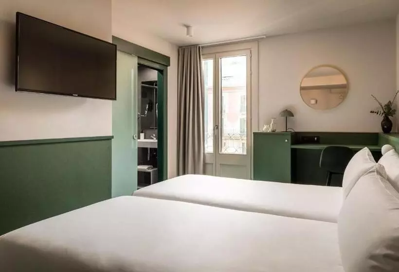 Отель Bypillow Mothern