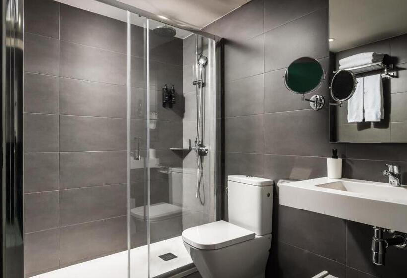 هتل Bypillow Mothern