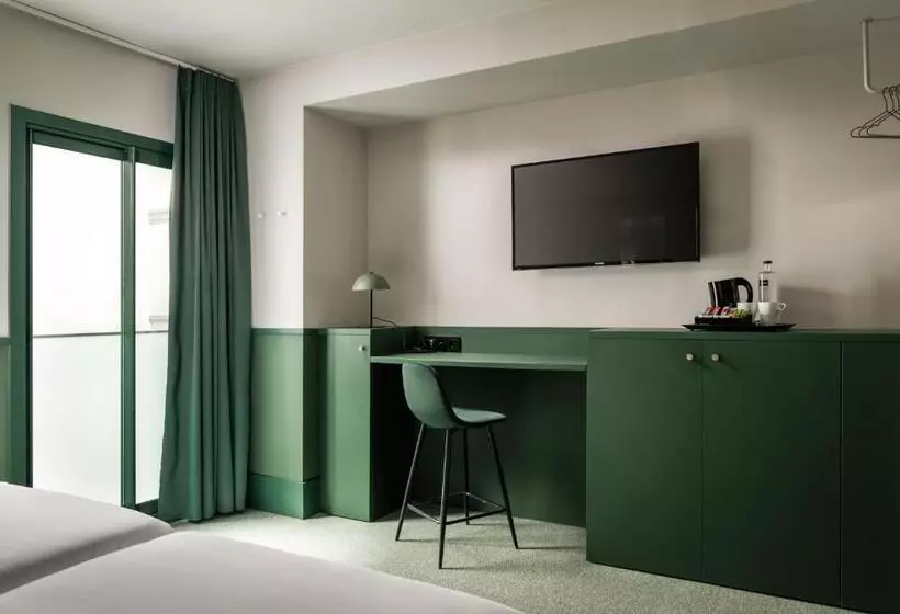 Отель Bypillow Mothern