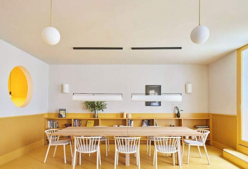 هتل Bypillow Mothern