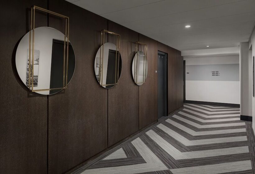 Paramount Hotel Times Square