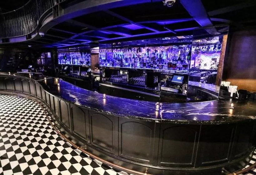 Paramount Hotel Times Square